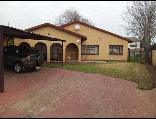 3 BEDROOM HOUSE FOR SALE IN WESTERGLOOR